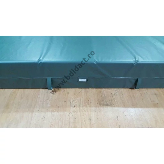 Saltea gimnastică, 300x140x30 cm, PVC, antiderapant, cu mânere